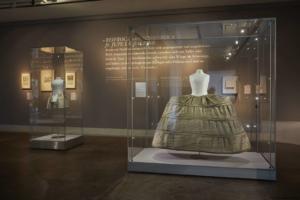 Germanisches Nationalmuseum - Luxus in Seide